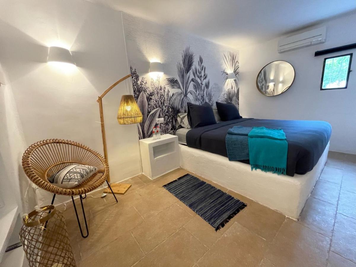 Ipunga Ibiza - Adults Only Villa Кала Лонга Екстериор снимка