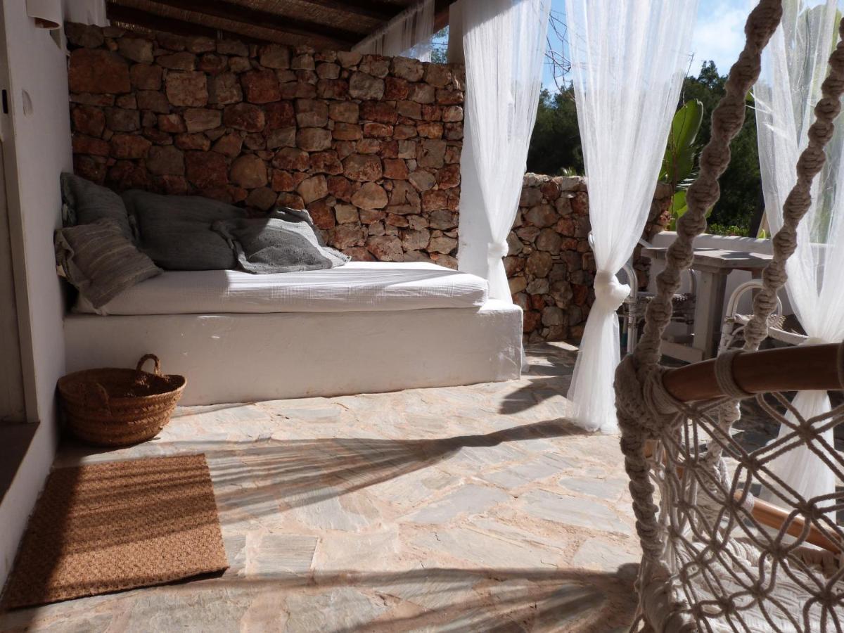 Ipunga Ibiza - Adults Only Villa Кала Лонга Екстериор снимка